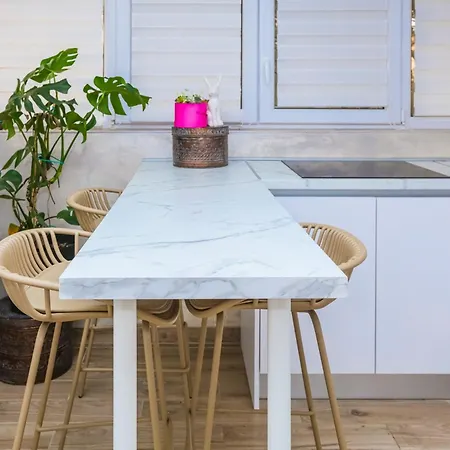 By The Sea - 20077 Apartmán